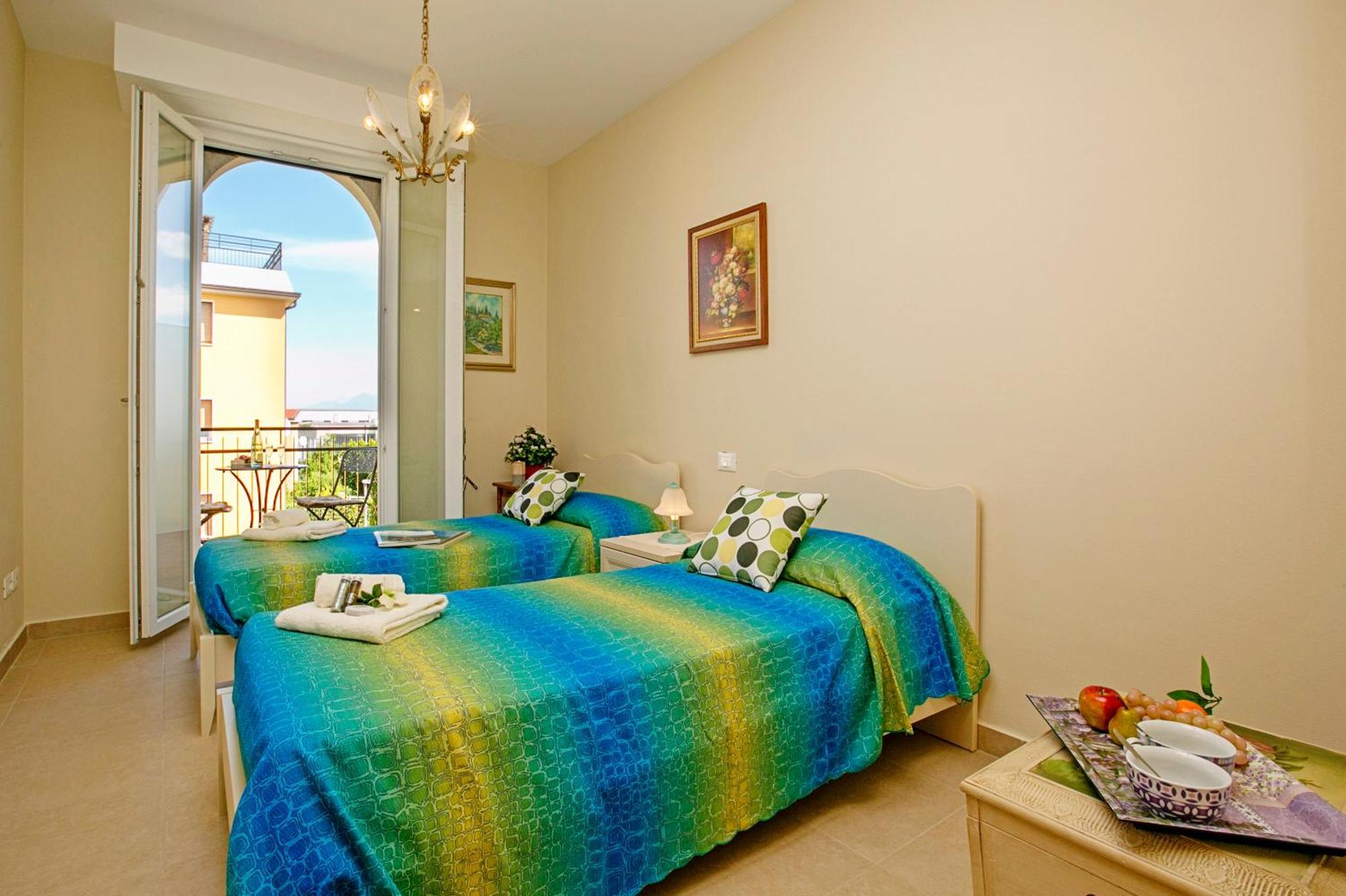 Villa Mimosa - Appartamento 2 - Happy Rentals Desenzano del Garda Zewnętrze zdjęcie