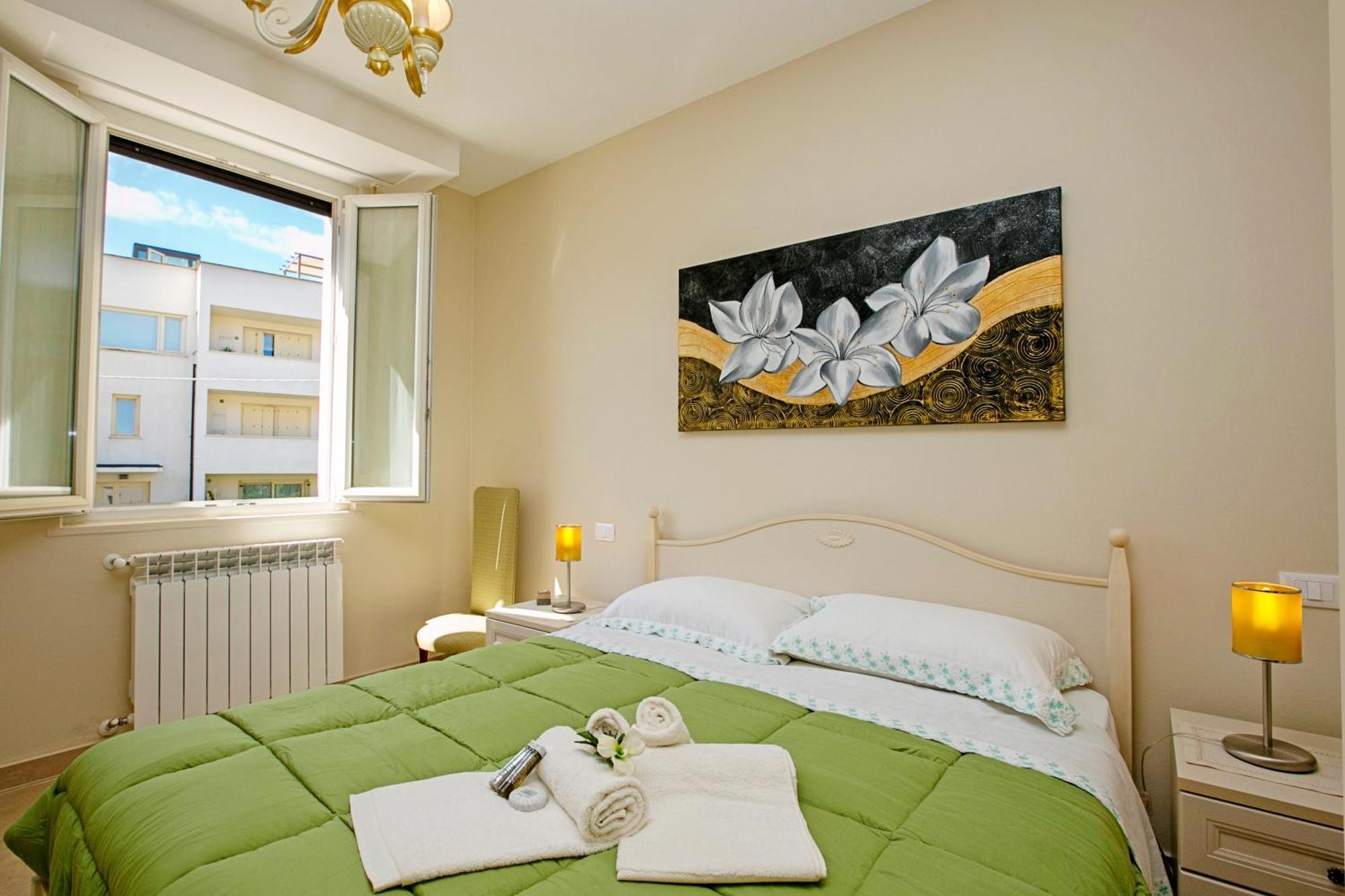 Villa Mimosa - Appartamento 2 - Happy Rentals Desenzano del Garda Zewnętrze zdjęcie